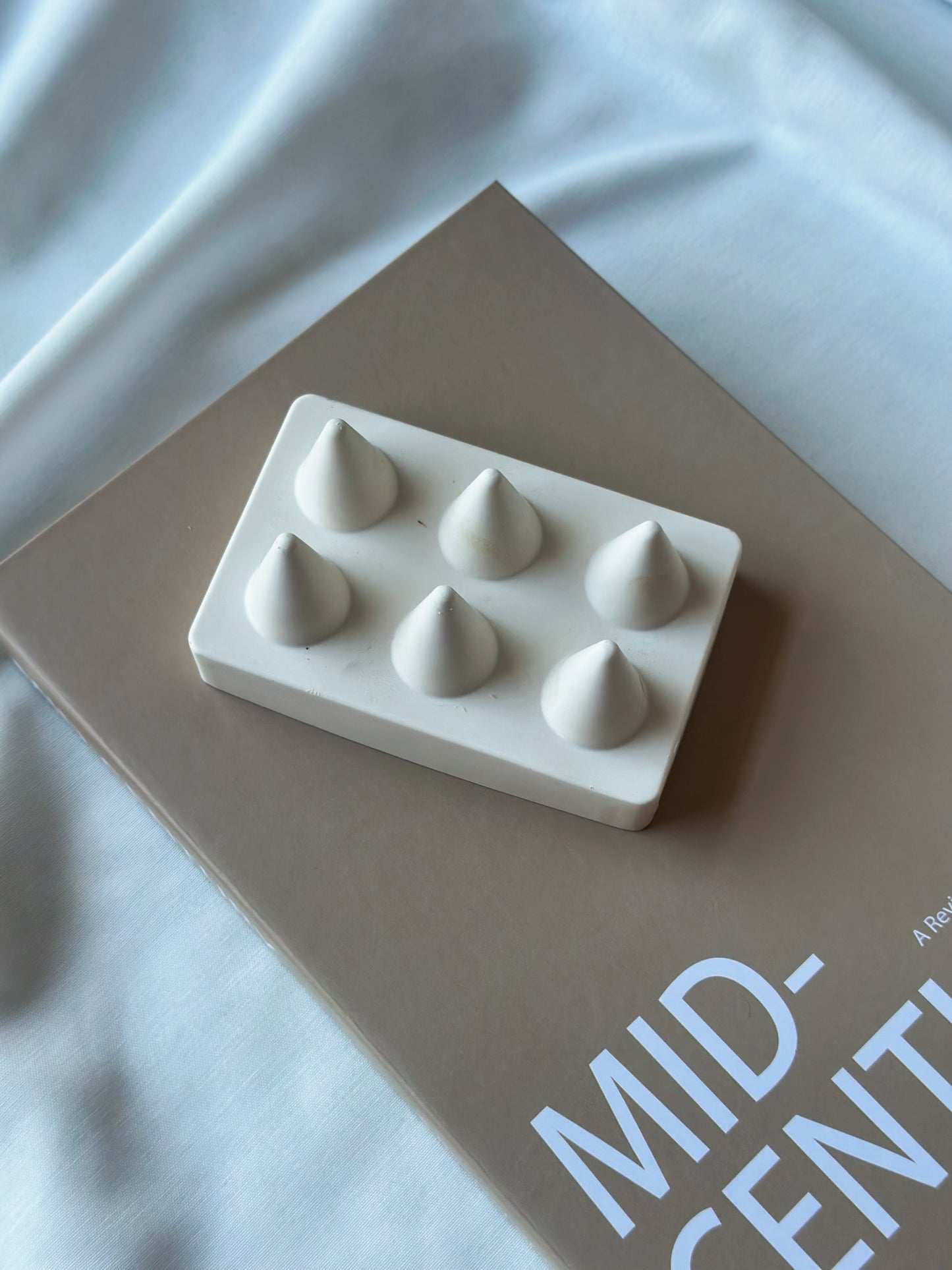 Cone Ring Holder Dish