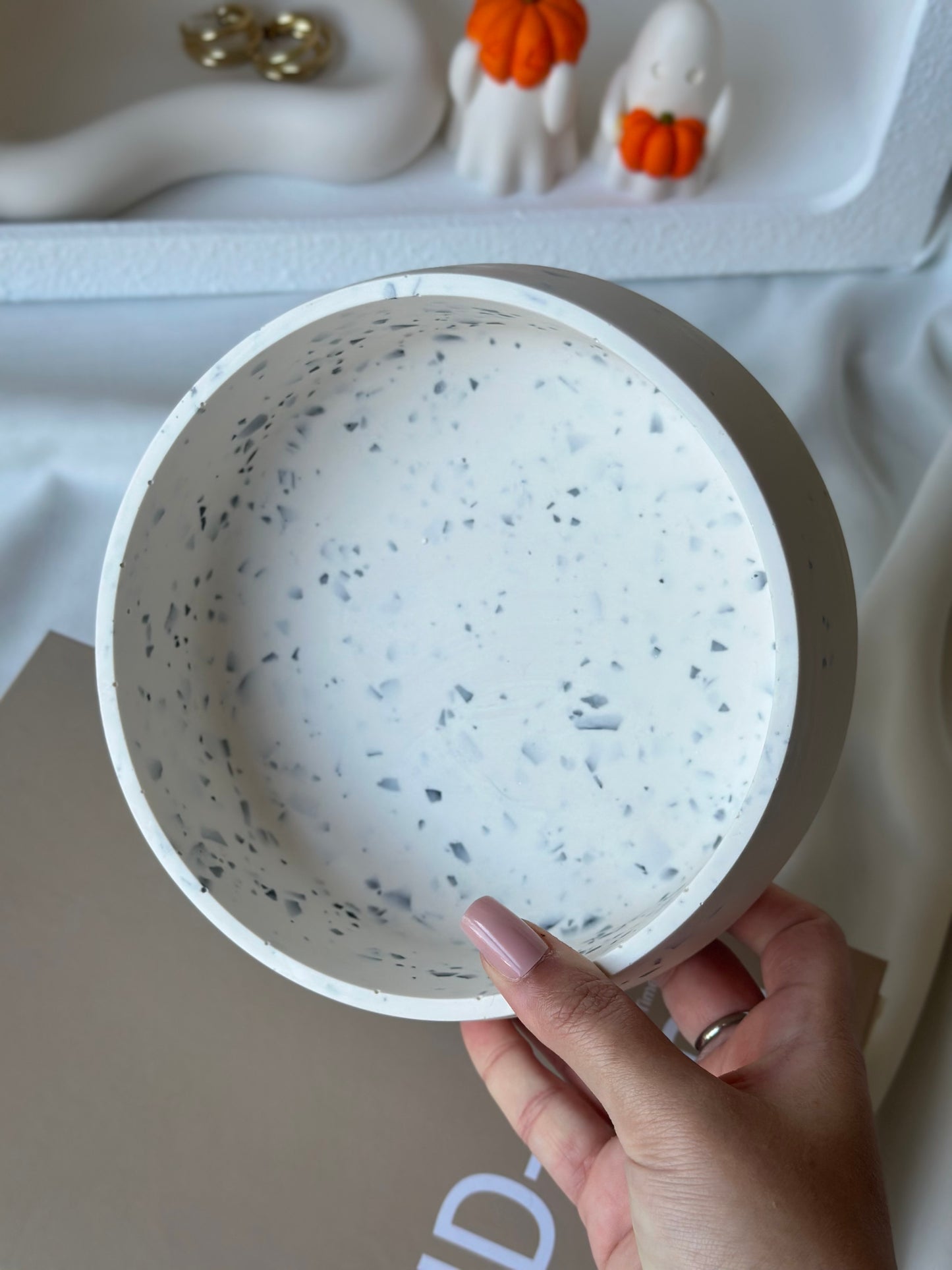 Round Bowl