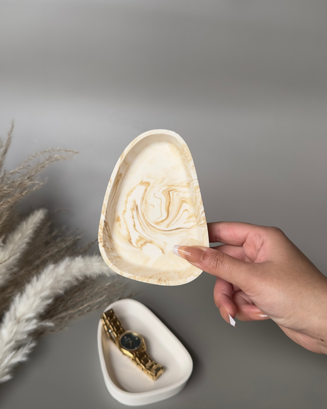 Pebble Tray