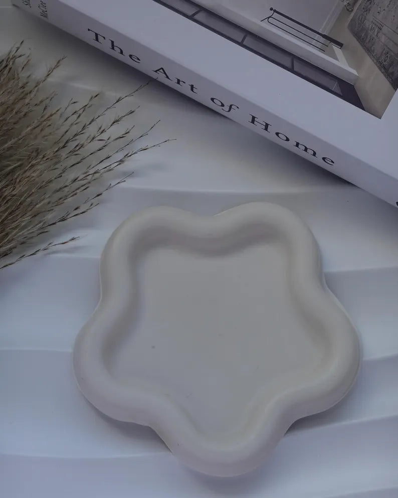 Flower Shaped Tray