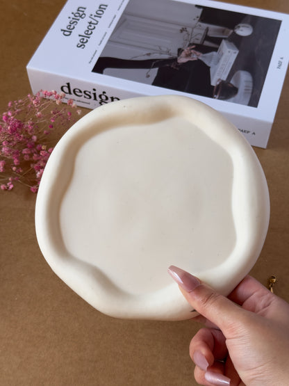 Round Irregular Cloudy Tray
