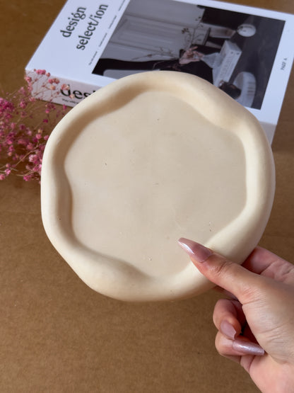 Round Irregular Cloudy Tray