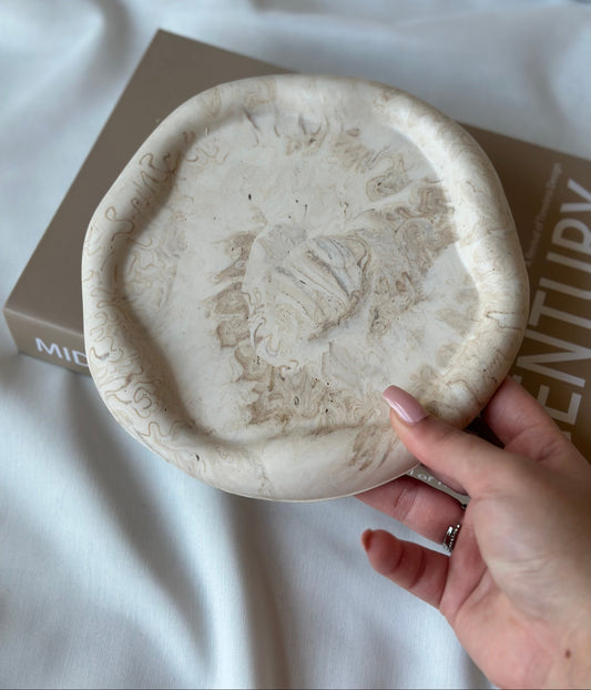 Round Irregular Cloudy Tray
