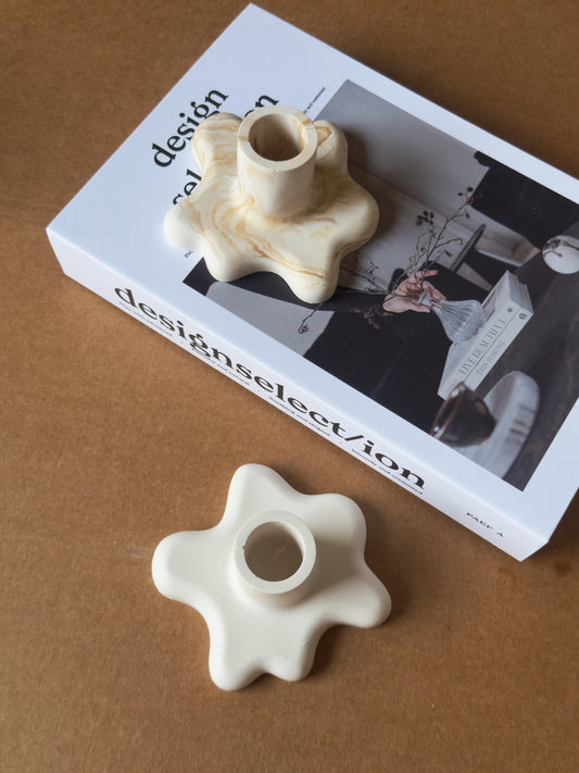 Nuvé Candle Holder