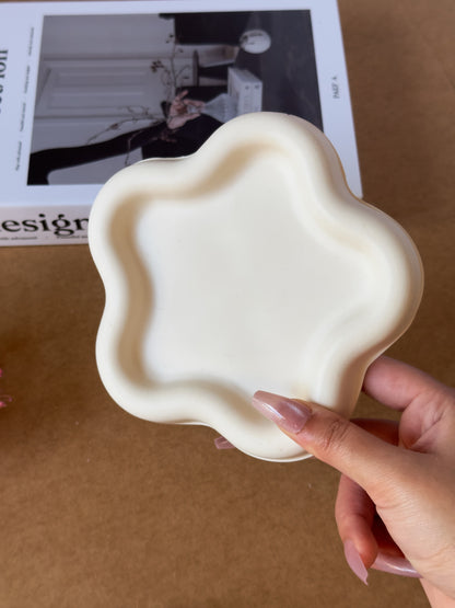 Flower Shaped Tray