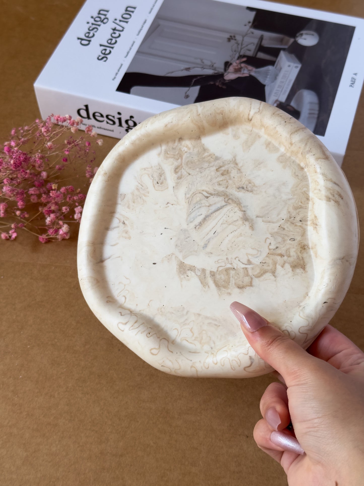 Round Irregular Cloudy Tray