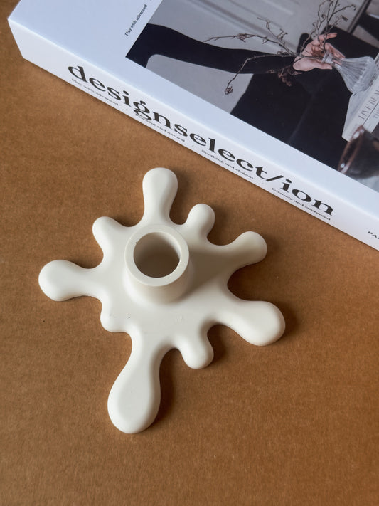 Onda Candle Holder