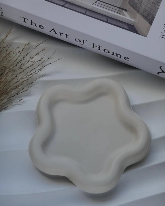 Flower Shaped Tray